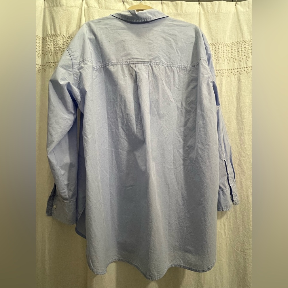 NWT Universal Thread Light Blue Button Down Cotto… - image 4
